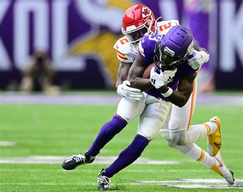 Justin Jefferson suffers hamstring injury in Vikings’ 27-20 loss to Chiefs